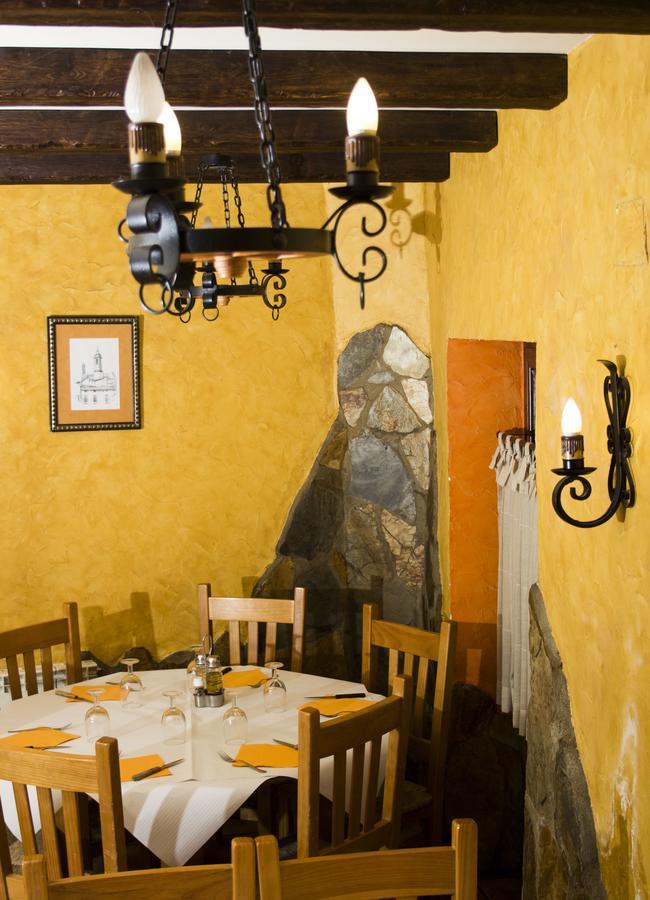 Hostal El Bodegon Ateca Exterior photo